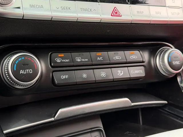 2020 Kia Stinger GT1