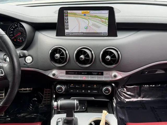 2020 Kia Stinger GT1