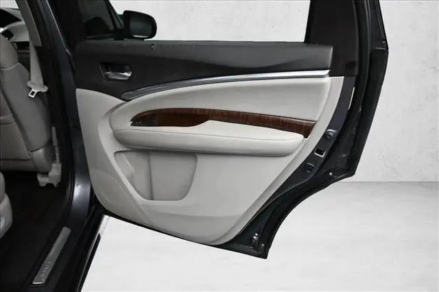 2017 Acura MDX w/Technology Package