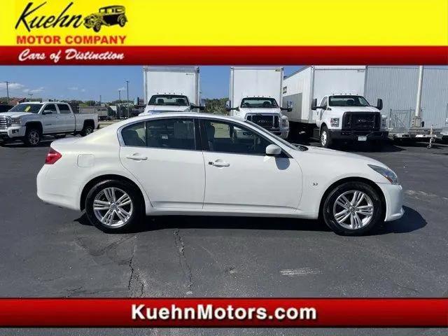 2015 INFINITI Q40 Base for sale in Rochester, MN