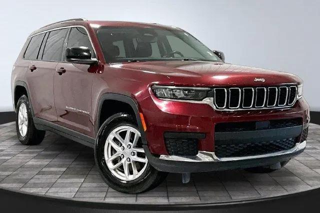 2021 Jeep Grand Cherokee Laredo 4x4 for sale in Roanoke, IN