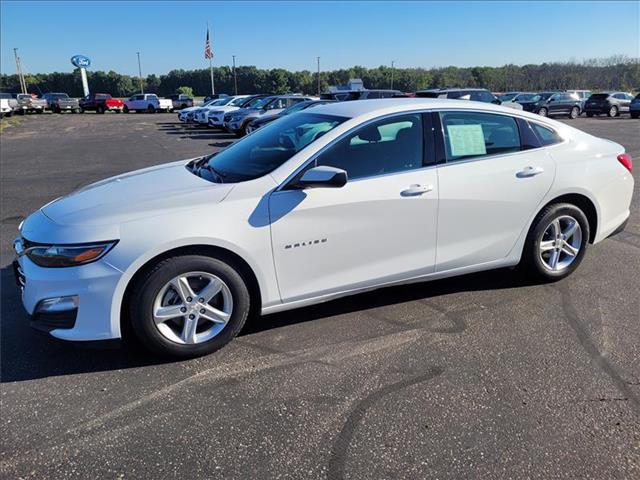2024 Chevrolet Malibu FWD 1FL for sale in Reedsburg, WI