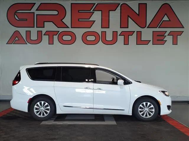 2017 Chrysler Pacifica Touring-L for sale in Gretna, NE