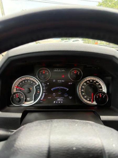 2017 Ram 1500 Big Horn Crew Cab 4x4 57 Box