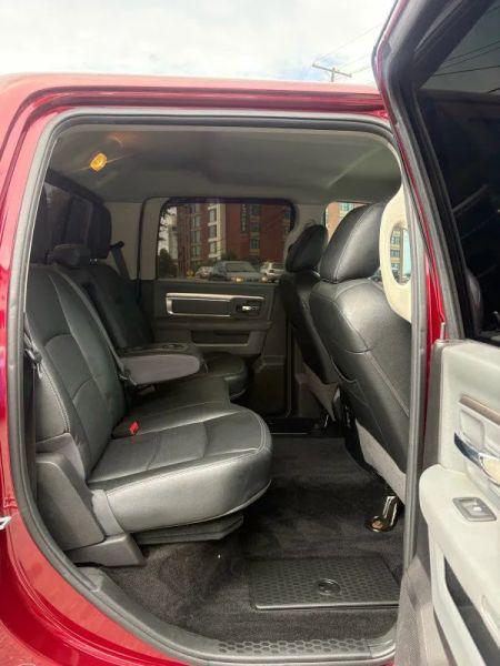 2017 Ram 1500 Big Horn Crew Cab 4x4 57 Box