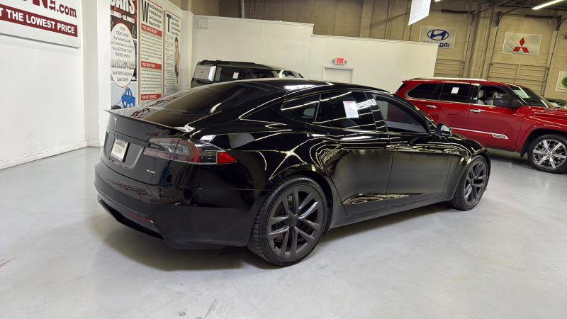 2022 Tesla Model S Plaid Tri Motor All-Wheel Drive