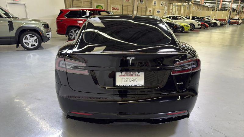 2022 Tesla Model S Plaid Tri Motor All-Wheel Drive