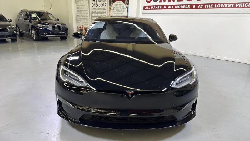 2022 Tesla Model S Plaid Tri Motor All-Wheel Drive