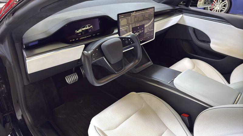 2022 Tesla Model S Plaid Tri Motor All-Wheel Drive