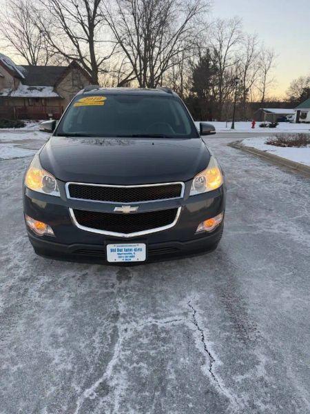 2010 Chevrolet Traverse LT for sale in Warrenville, IL