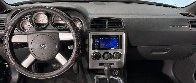 2009 Dodge Challenger SE