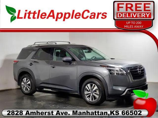 2022 Nissan Pathfinder SL 2WD for sale in Manhattan, KS
