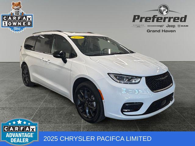 2025 Chrysler Pacifica Limited AWD for sale in Grand Haven, MI