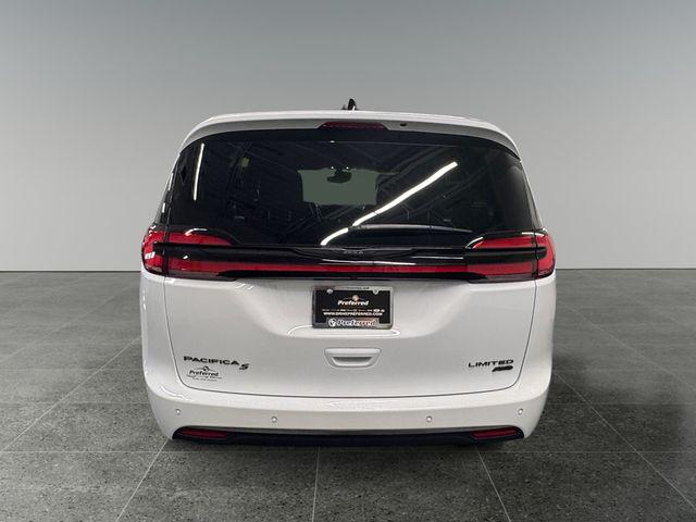 2025 Chrysler Pacifica Limited AWD