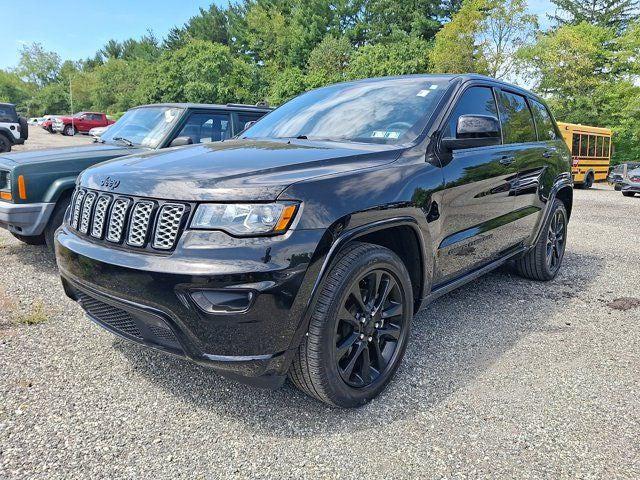 2018 Jeep Grand Cherokee Altitude 4x2 2018 Jeep Grand Cherokee Altitude 4x2