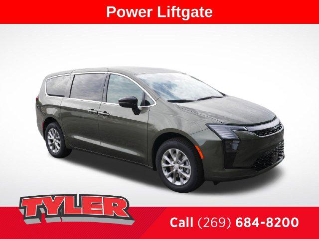 2027 Chrysler Pacifica Select for sale in Niles, MI