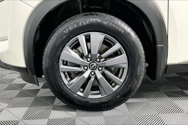 Used 2024 Nissan Pathfinder SV 4WD For Sale in Olive Branch, MS