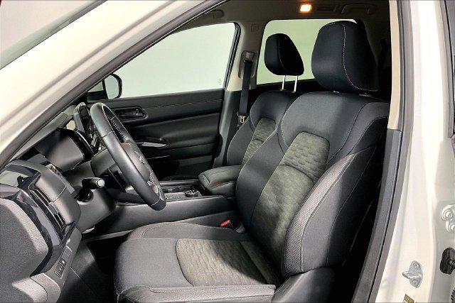 Used 2024 Nissan Pathfinder SV 4WD For Sale in Olive Branch, MS