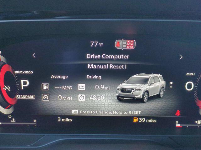 2026 Nissan Pathfinder SL