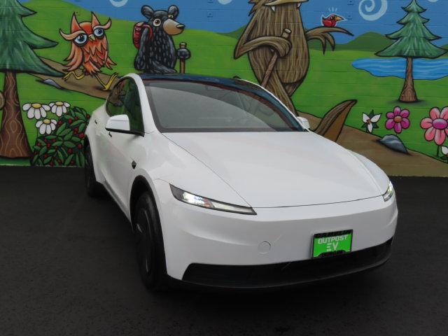 2026 Tesla Model Y Premium All-Wheel Drive for sale in Enumclaw, WA