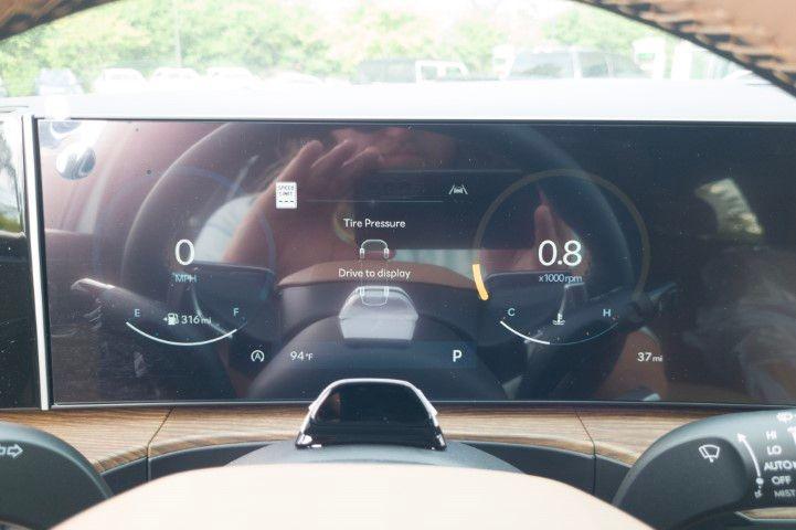 New 2027 White HYUNDAI Calligraphy FWD image 29