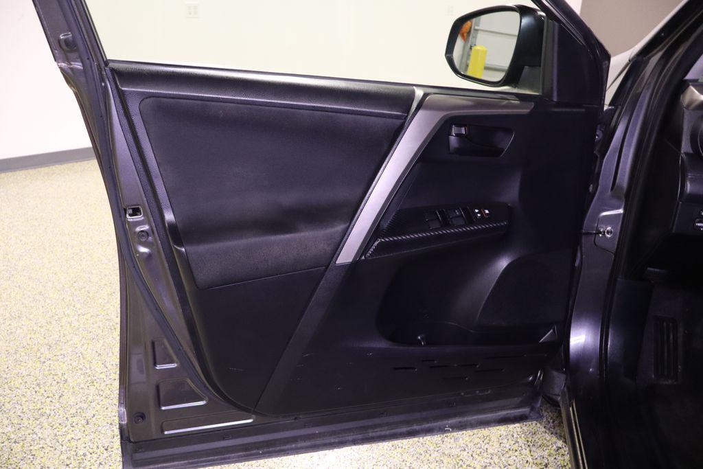 car-gallery-34