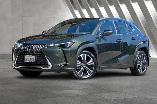 2025 Lexus 300 300h
