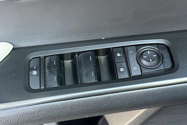 2025 Lexus 300 300h