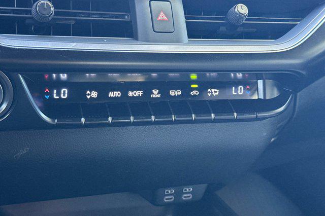 2025 Lexus 300 300h