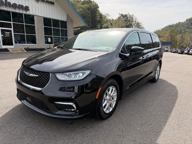 2025 Chrysler Pacifica Select for sale in Danville, WV