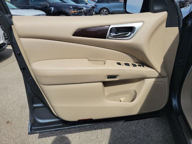 2013 Nissan Pathfinder SL