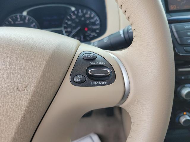2013 Nissan Pathfinder SL
