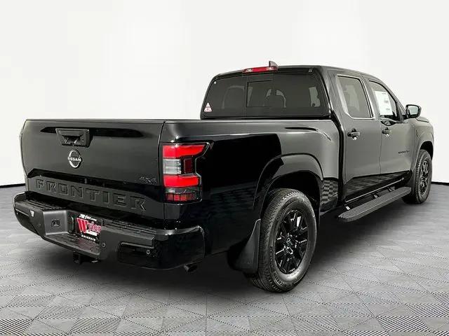 2027 Nissan Frontier SV