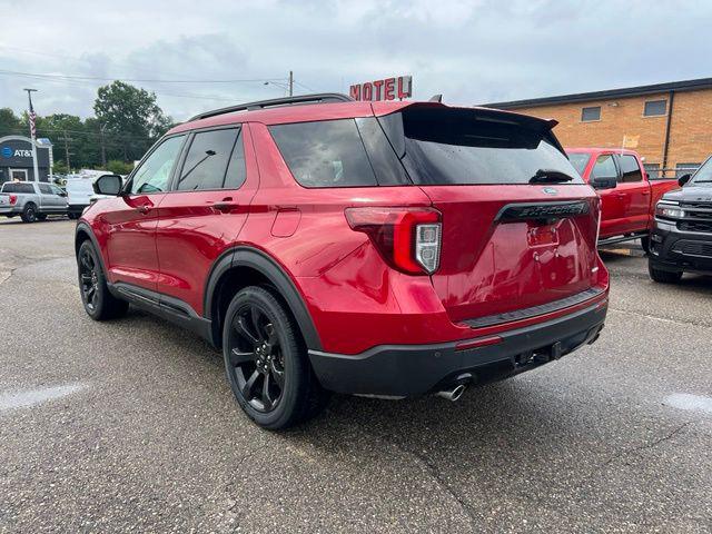 2023 Ford Explorer ST-Line