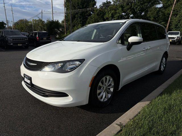2017 Chrysler Pacifica Touring