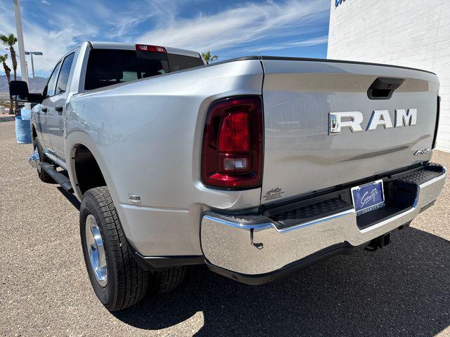 2026 RAM Ram 3500 RAM 3500 TRADESMAN CREW CAB 4X4 8 BOX
