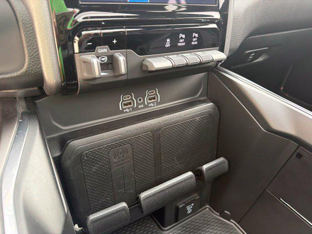 2025 Ram 1500 Laramie Crew Cab 4x4 57 Box