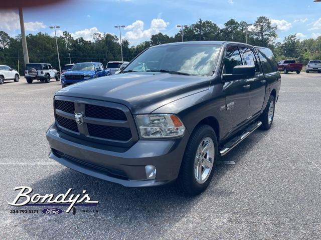 2017 Ram 1500 Express Crew Cab 4x2 57 Box