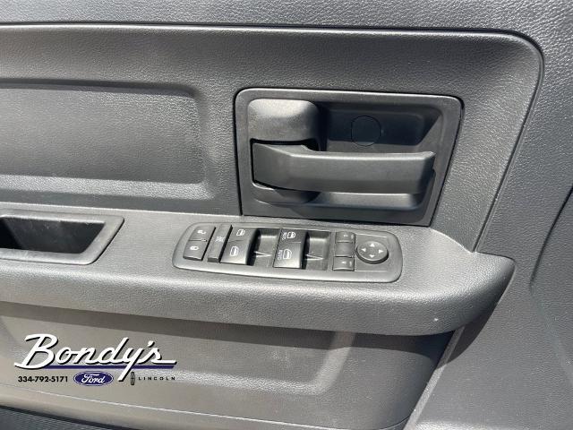 2017 Ram 1500 Express Crew Cab 4x2 57 Box