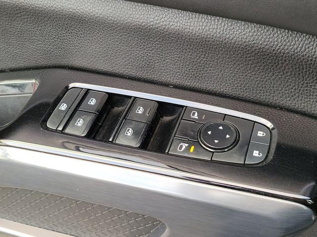 2022 Nissan Pathfinder SL 2WD
