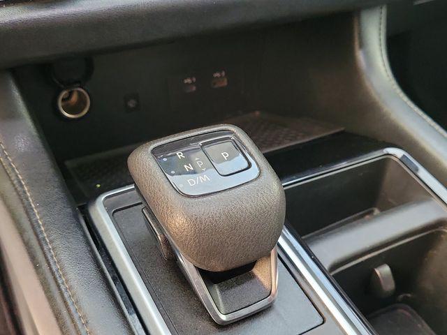 2022 Nissan Pathfinder SL 2WD