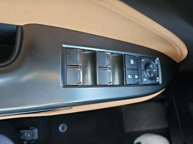2025 Lexus NX Premium