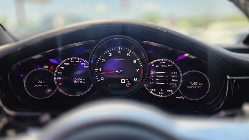 2018 Porsche Panamera 4