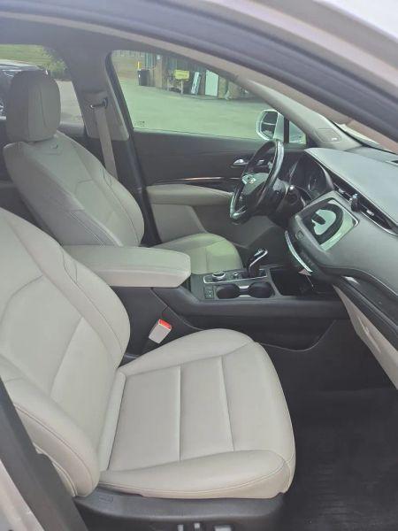 2020 Cadillac XT4 AWD Luxury