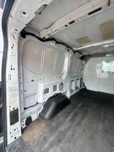 2016 Ford Transit w/60/40 Side Door w/RWB