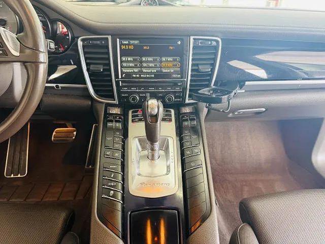 2016 Porsche Panamera S