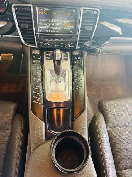 2016 Porsche Panamera S