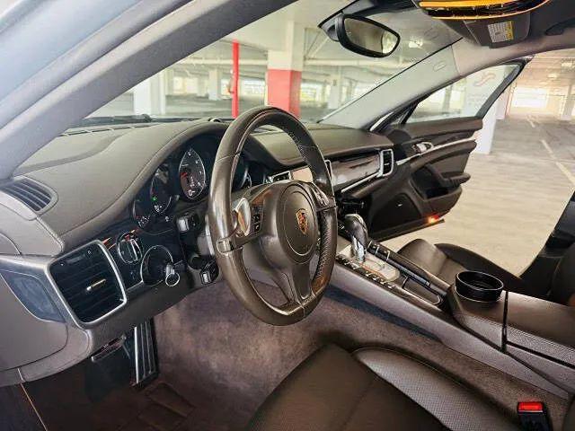 2016 Porsche Panamera S