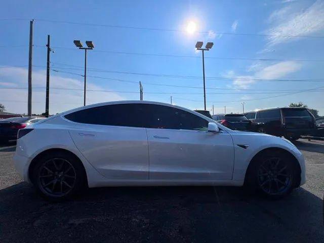 2020 Tesla Model 3 Standard Range Rear-Wheel Drive