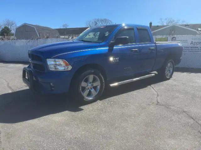 2019 Ram 1500 Classic Express Quad Cab 4x4 64 Box for sale in East Islip, NY